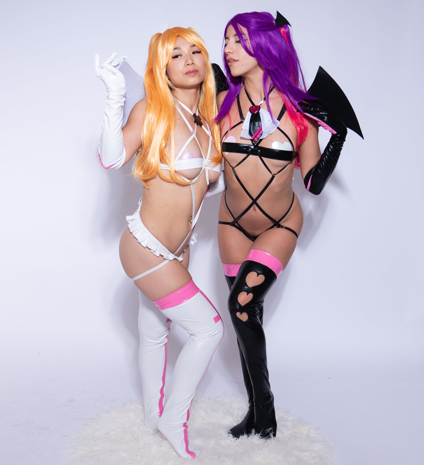 2.5 Dimensional Seduction
Lilysa Amano Costume | Wig + Bodysuit + Gloves + Socks + Wings 5 Piece Set for Anime Cosplay / Halloween