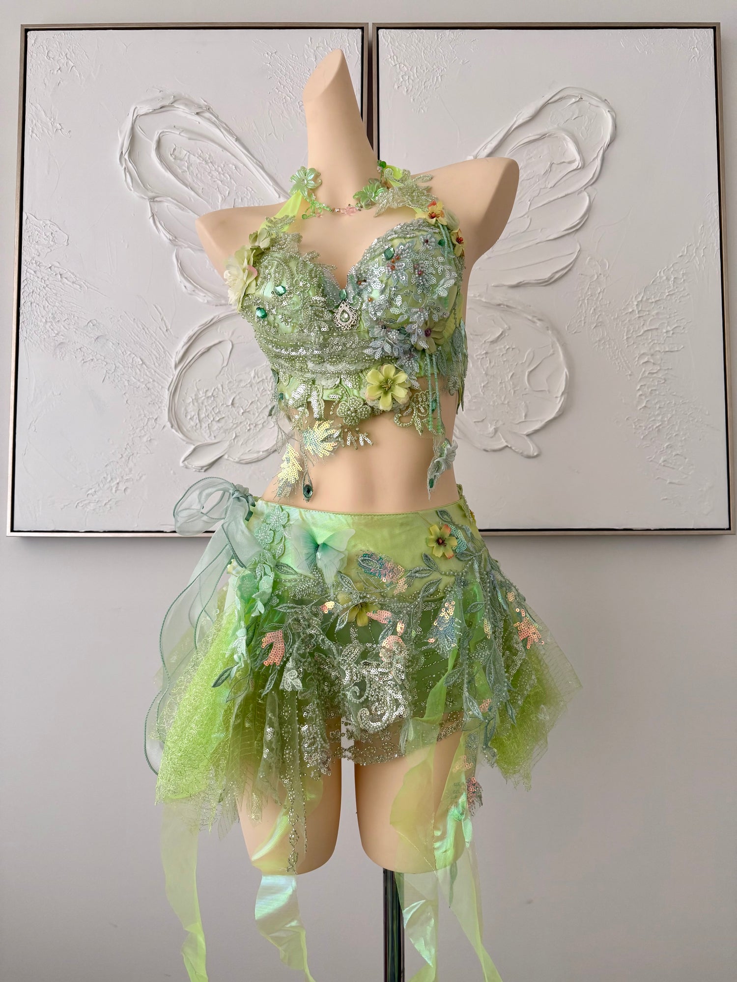 Devine Bloom